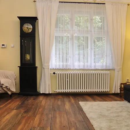 Atmospheric Quiet * Prag