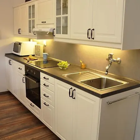 Atmospheric Quiet Apartamento Praga